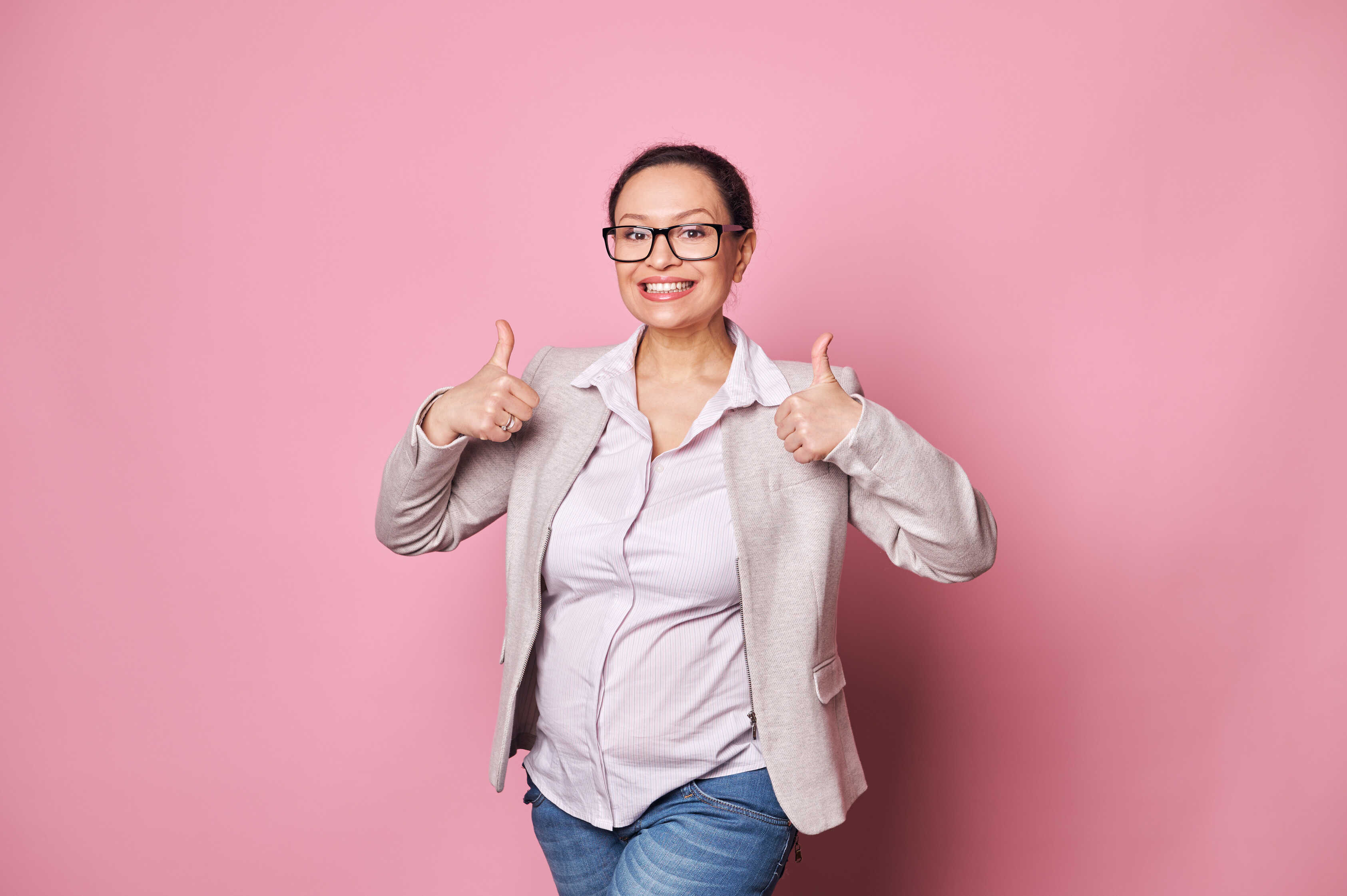 Hoax Ibu Hamil Dilarang Lahiran Normal Karena Mata Minus, Cek Faktanya!